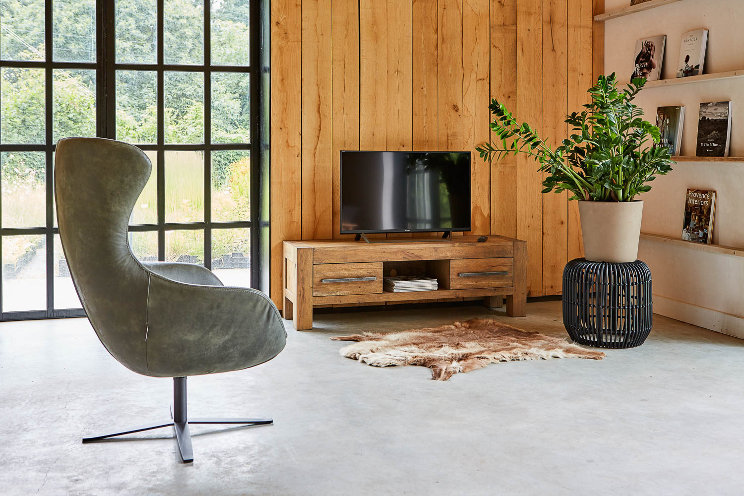 Tv Meubel Roots