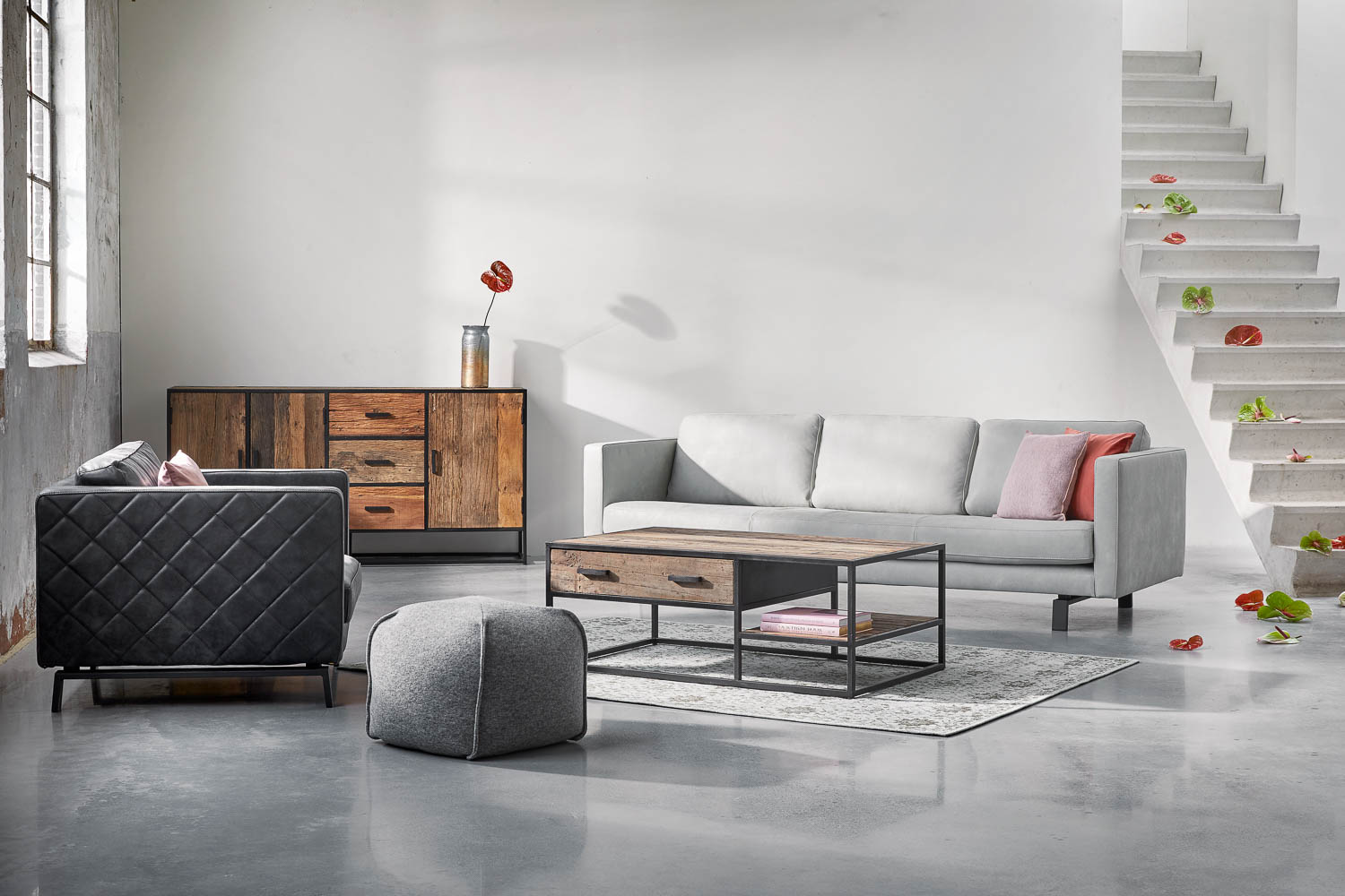 Loveseat Nuance